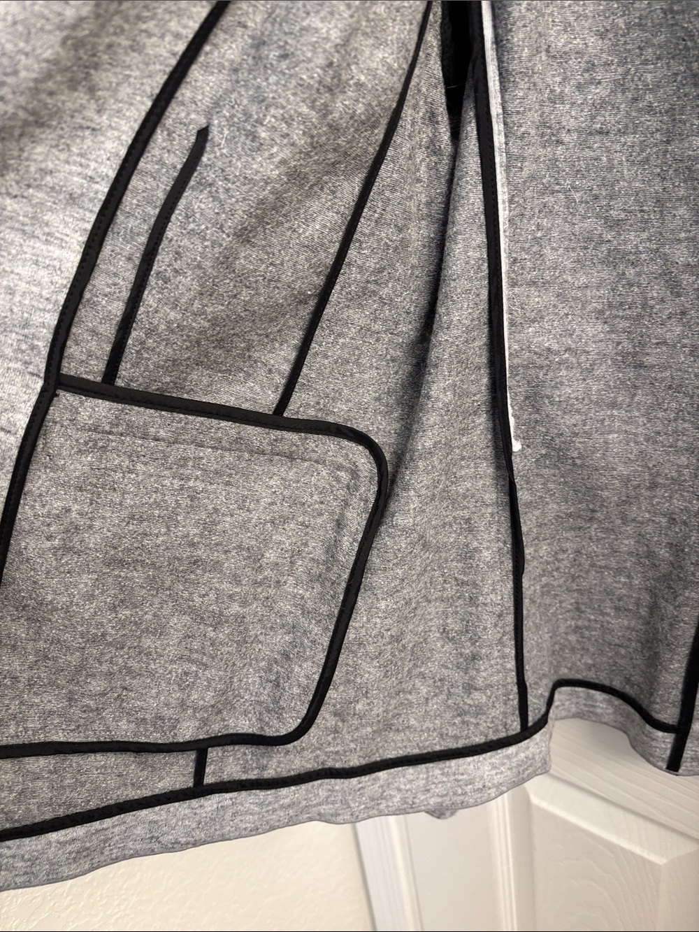 NWT Banana Republic Light Gray Knit/Wool Long and Lean Blazer - Perfect Size 12 - Picture 7 of 16